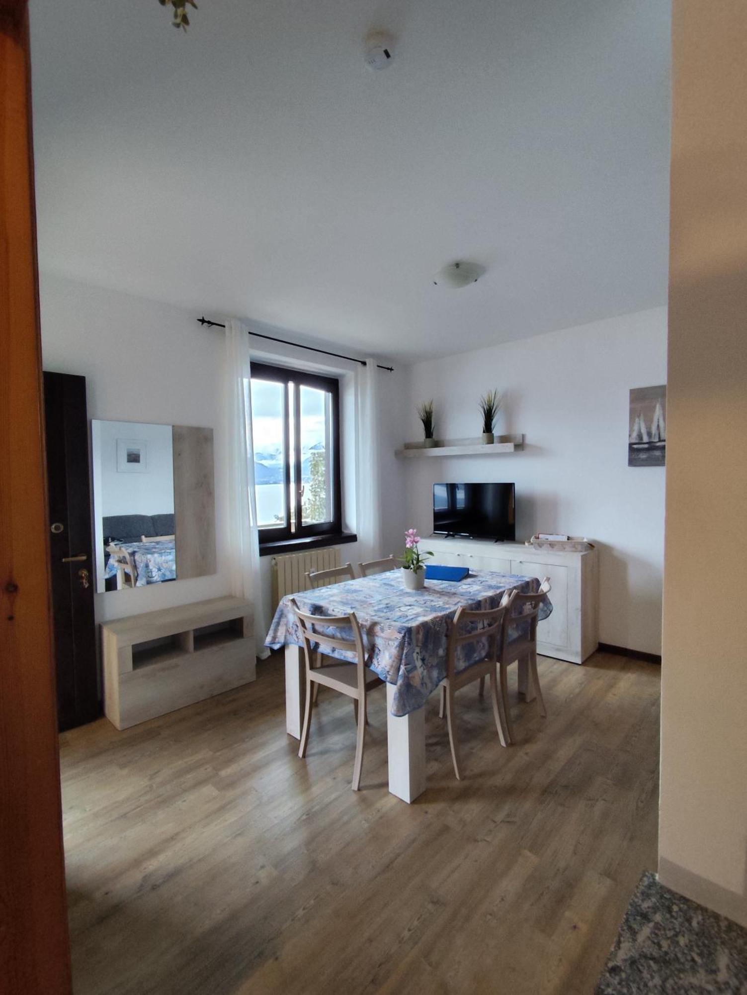 Casa Sofie e Charlotte Apartment Varenna Luaran gambar